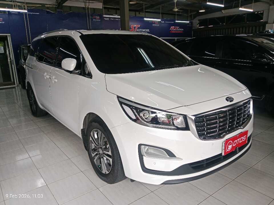 2018 KIA Sedona 2.2 Diesel - Foto 1 dari 6