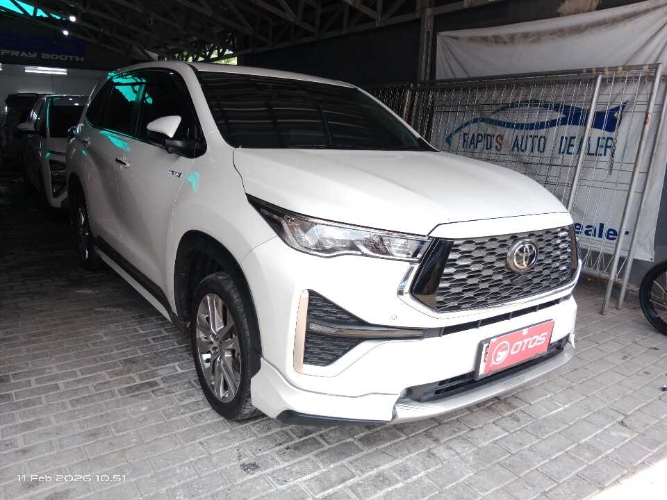 2024 Toyota Kijang Innova 2.0 Zenix Q HV CVT TSS