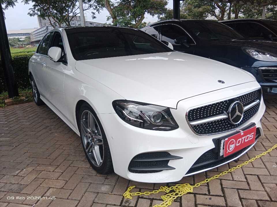 2019 Mercedes-Benz E350 2.0 - Foto 1 dari 6