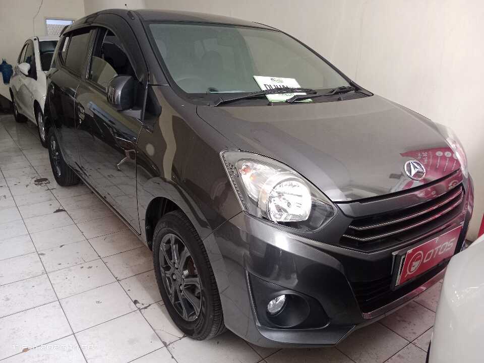 2022 Daihatsu Ayla 1.0 X - Foto 1 dari 6