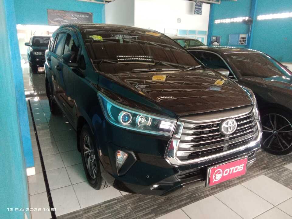 2021 Toyota Kijang Innova 2.4 V - Foto 1 dari 6