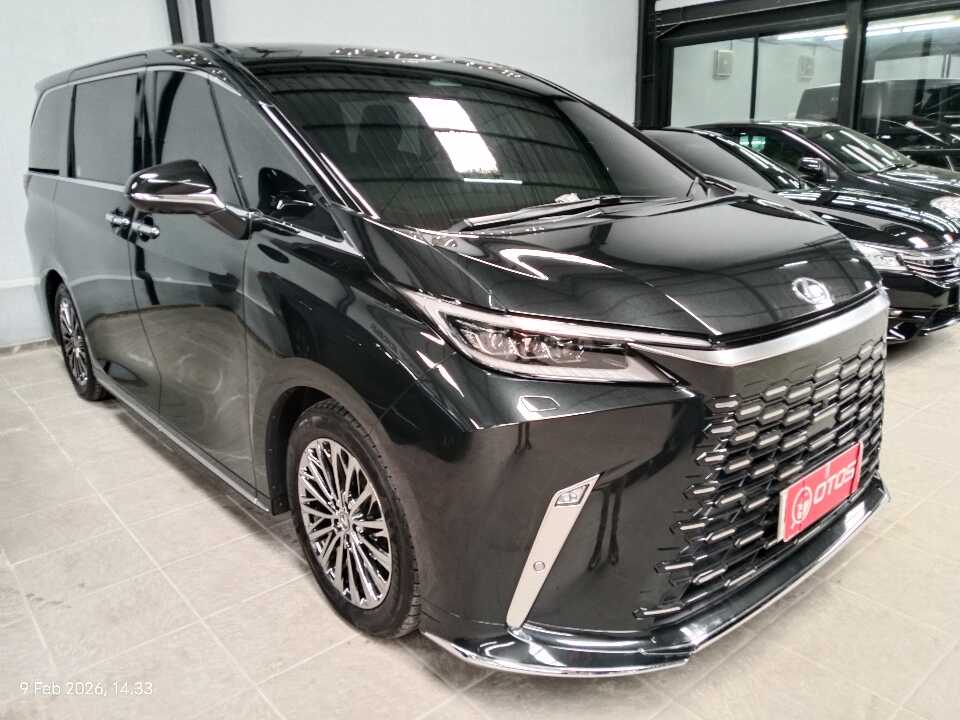 2023 Lexus LM 350 H 2.5 - Foto 1 dari 6