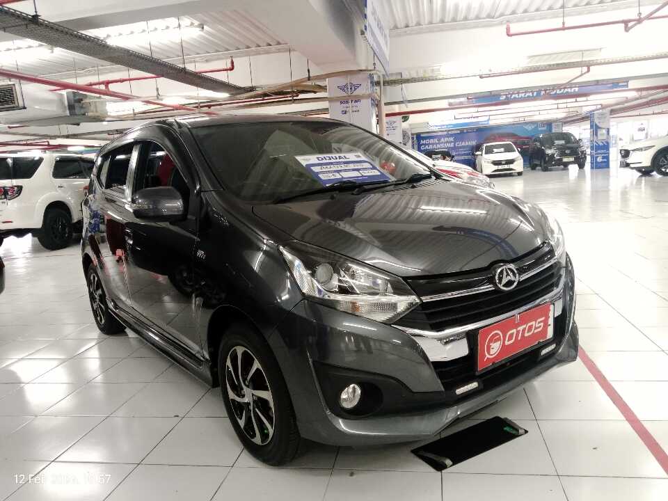 2019 Daihatsu Ayla 1.2 R - Foto 1 dari 6