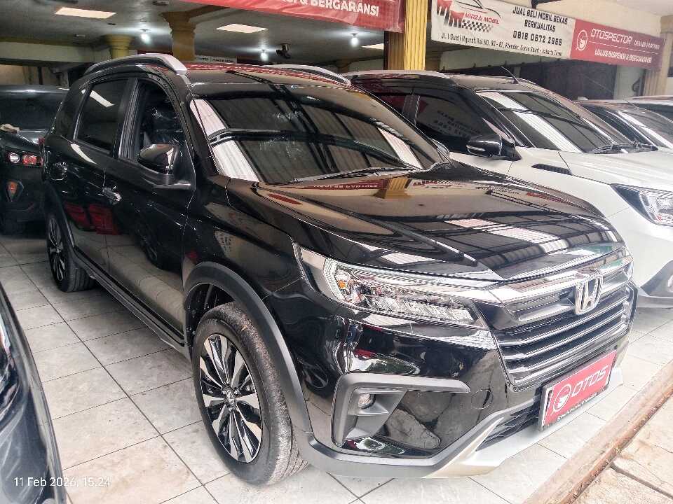 2023 Honda BR-V 1.5 PRE-HS - Foto 1 dari 6