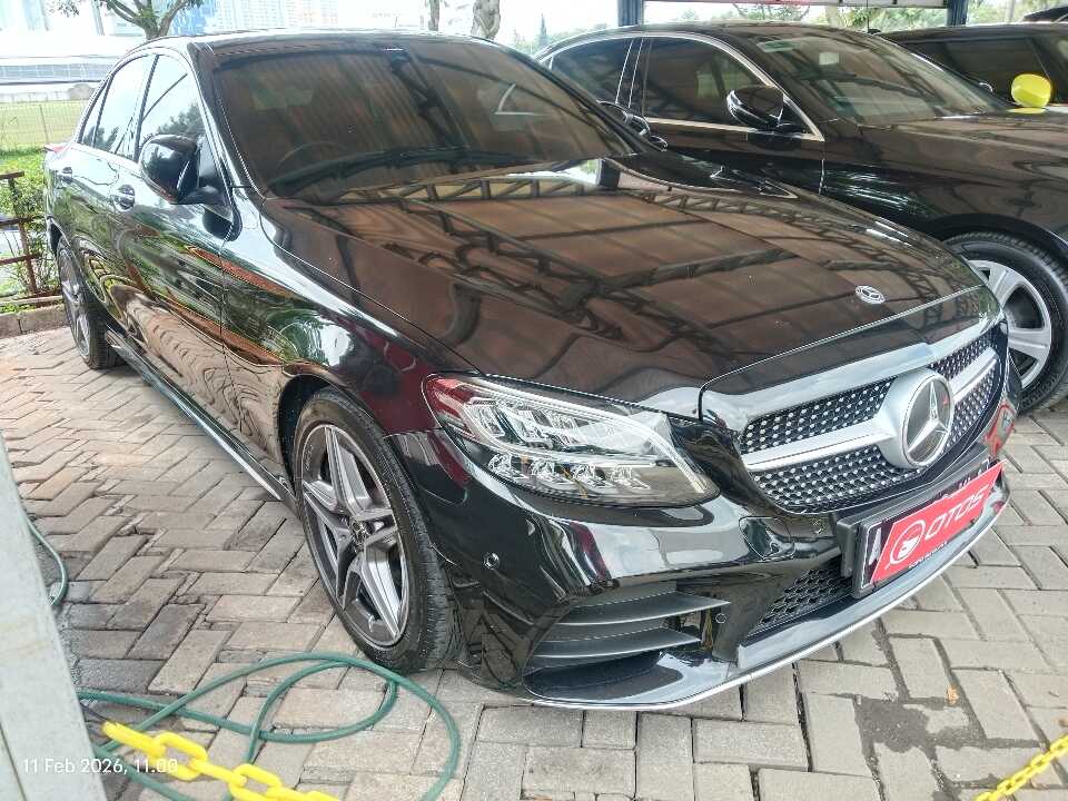 2021 Mercedes-Benz C200 2.0 W205 - Foto 1 dari 6