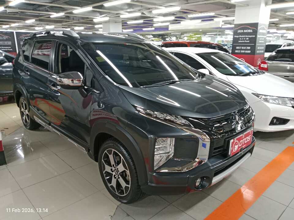 2021 Mitsubishi Xpander 1.5 Cross - Foto 1 dari 6