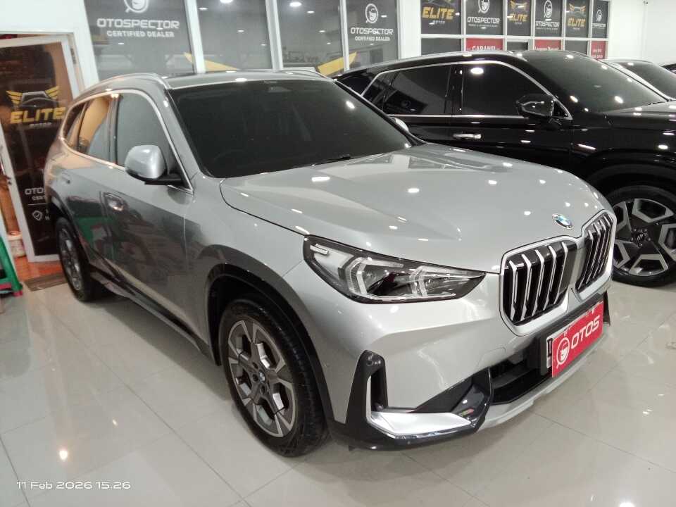 2023 BMW X1 1.5 Sdrive18i - Foto 1 dari 6