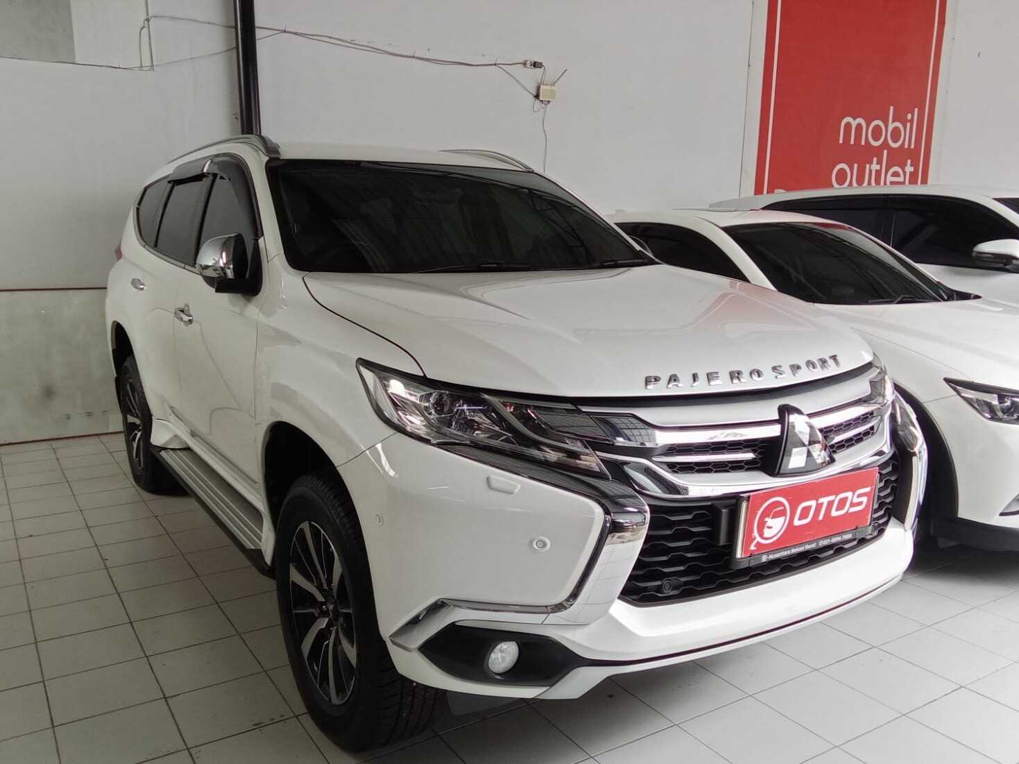 2019 Mitsubishi Pajero Sport 2.4 Dakar Ultimate - Foto 1 dari 6
