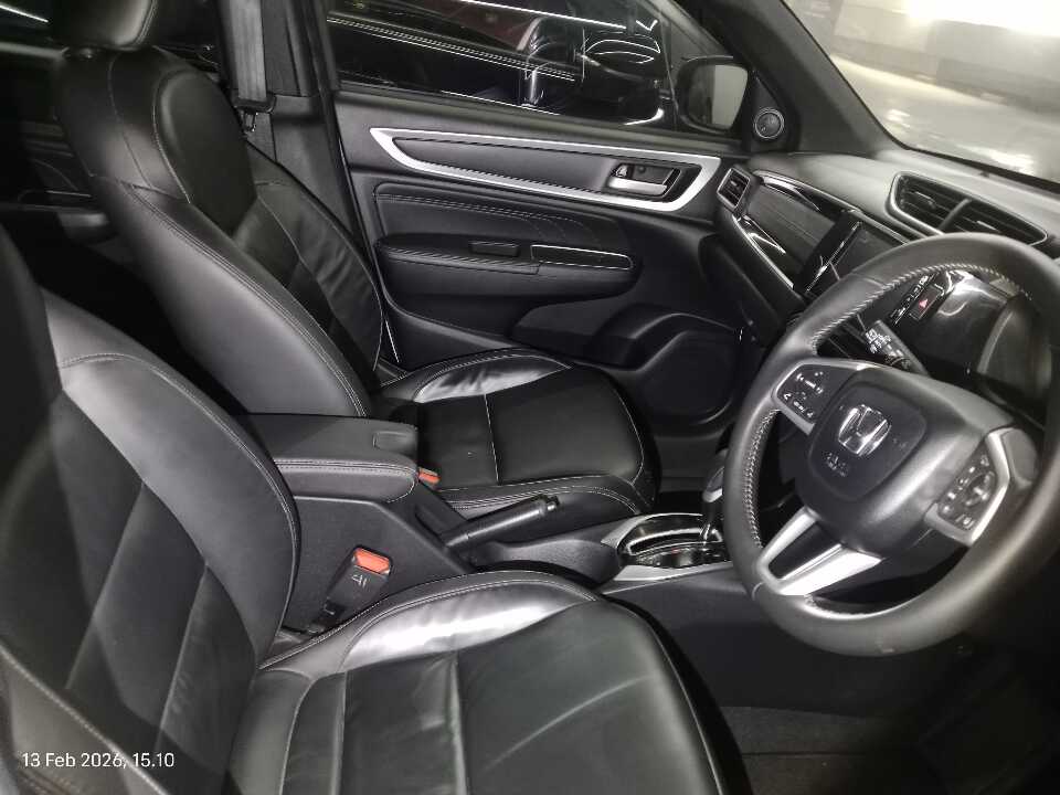 Foto Mobil Bekas Kabin Depan Honda BR-V 1.5 PRE-HS tahun 2022