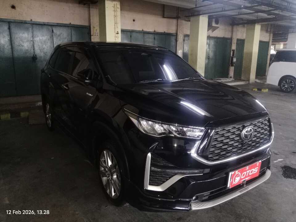 2024 Toyota Kijang Innova 2.0 Zenix Q HV CVT TSS - Foto 1 dari 6
