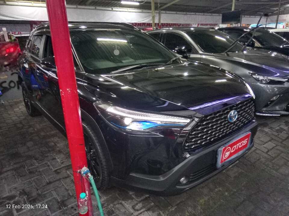 2020 Toyota Corolla Cross 1.8 Hybrid - Foto 1 dari 6