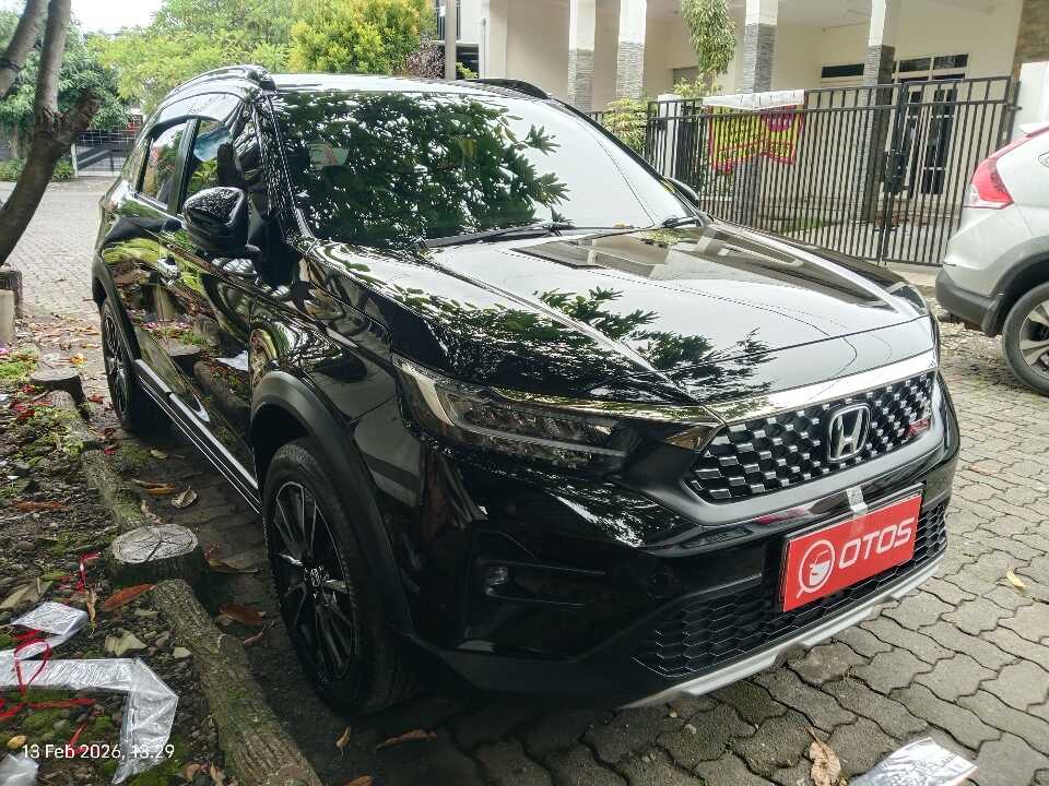 2023 Honda WR-V 1.5 RS - Foto 1 dari 6