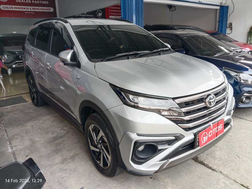 2022 Toyota Rush 1.5 S GR Sport