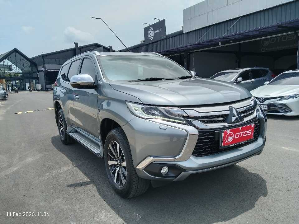 2016 Mitsubishi Pajero Sport 2.4 Dakar 4X2 - Foto 1 dari 9