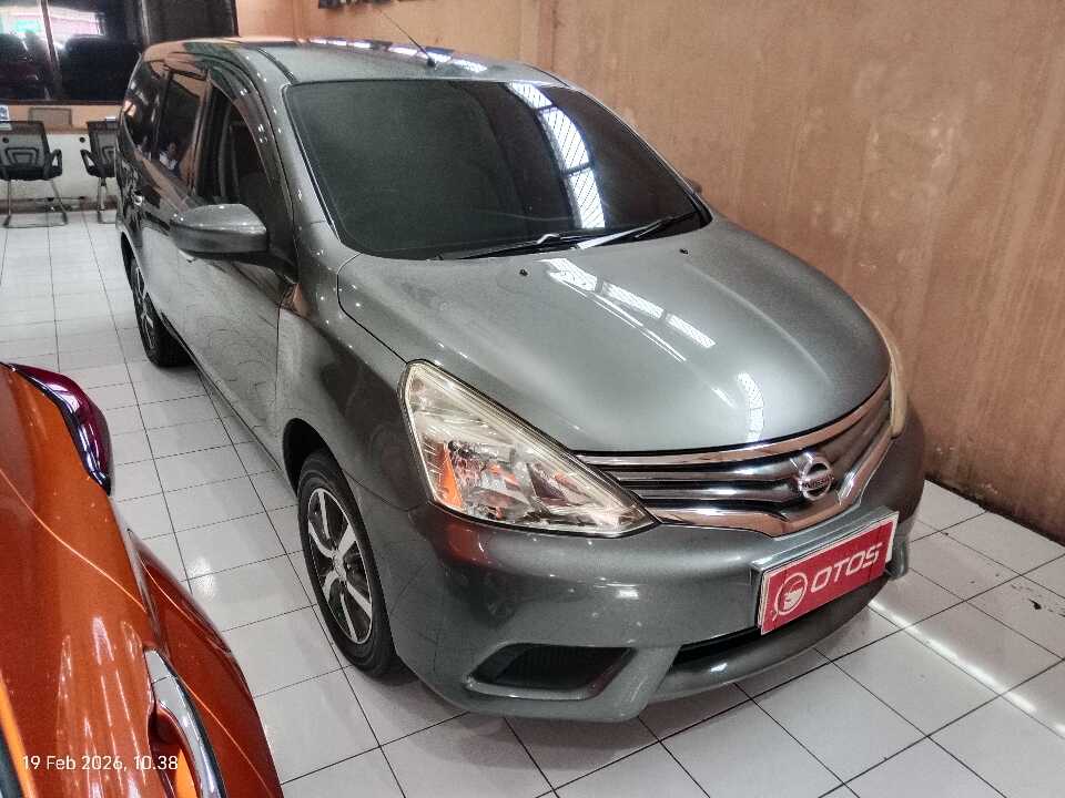 2016 Nissan Grand Livina 1.2 XV - Foto 1 dari 6