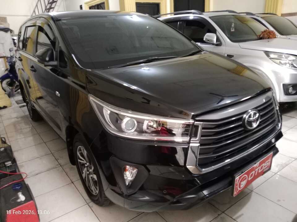 2021 Toyota Kijang Innova 2.0 V - Foto 1 dari 6