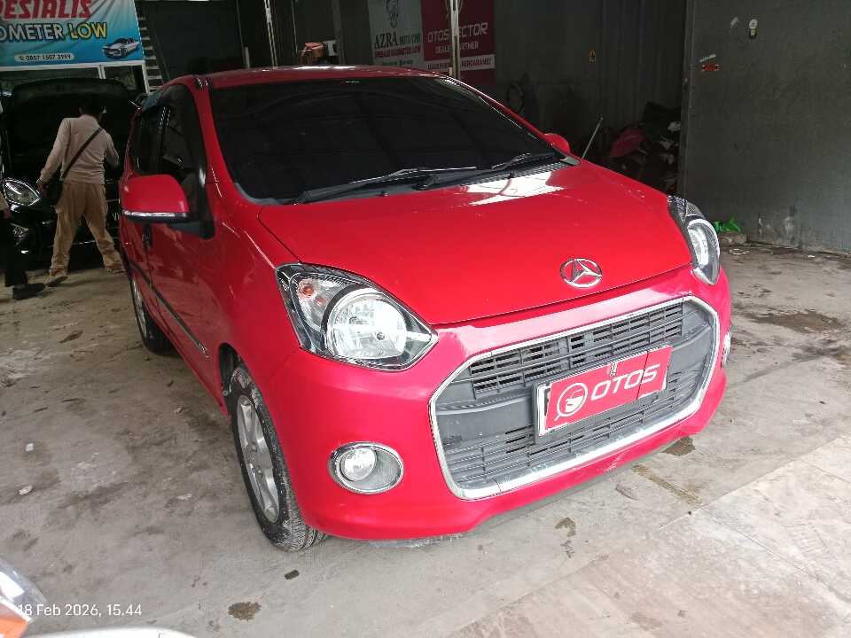 2015 Daihatsu Ayla 1.0 X - Foto 1 dari 9