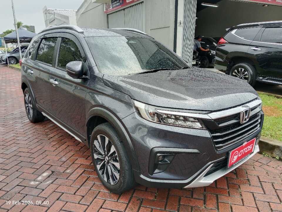 2023 Honda BR-V 1.5 PRE-HS - Foto 1 dari 6