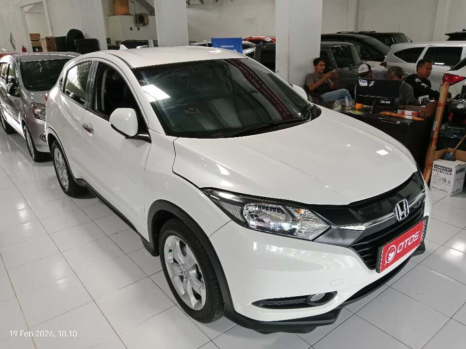 2016 Honda HR-V 1.5 E - Foto 1 dari 6