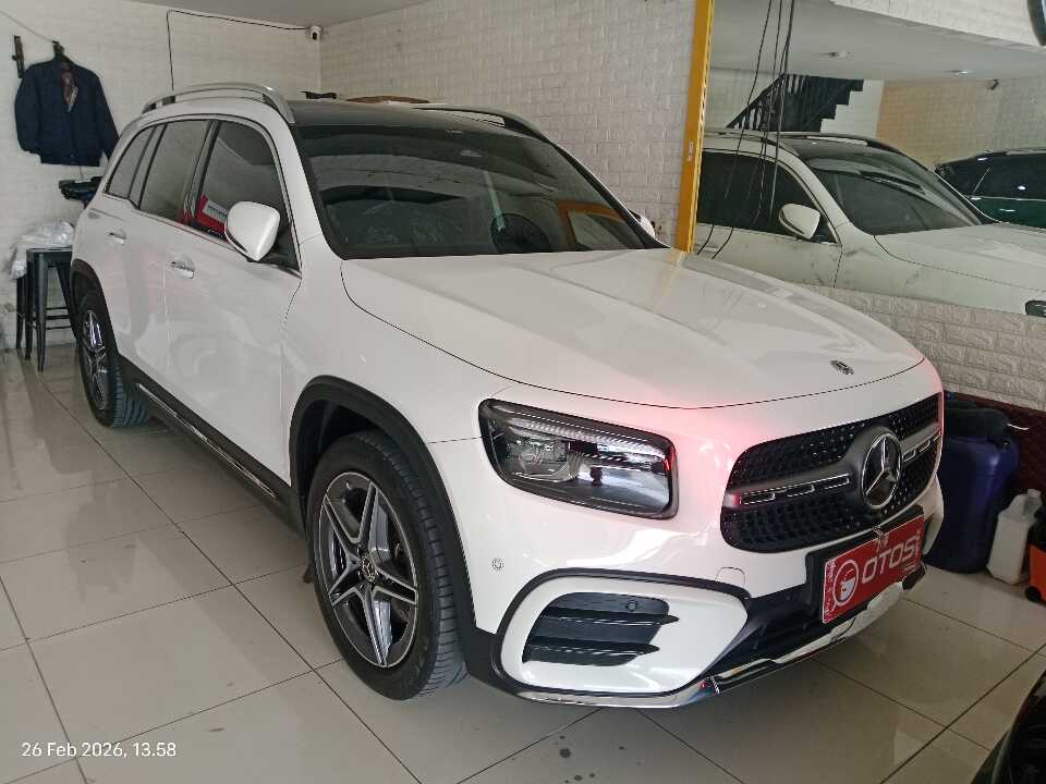 2024 Mercedes-Benz GLB200 1.3 Progressive Line Wagon - Foto 1 dari 6