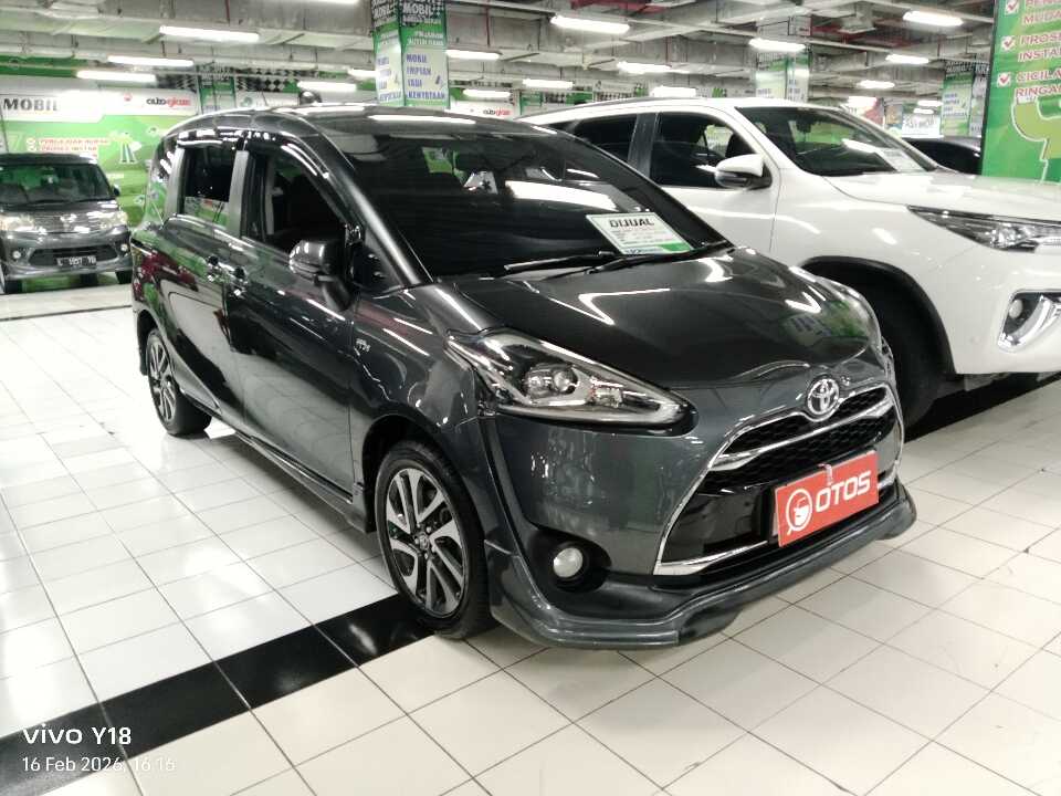2017 Toyota Sienta 1.5 Q - Foto 1 dari 6