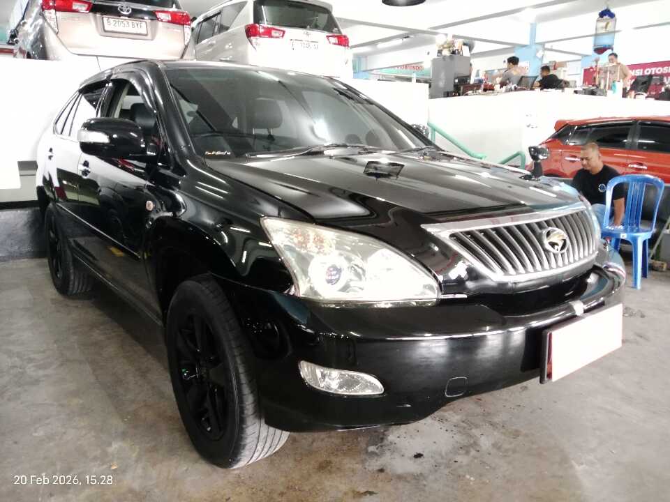 2010 Toyota Harrier 2.4 L - Foto 1 dari 6