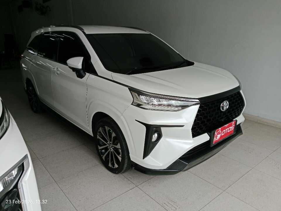 2023 Toyota Veloz 1.5 Q - Foto 1 dari 6