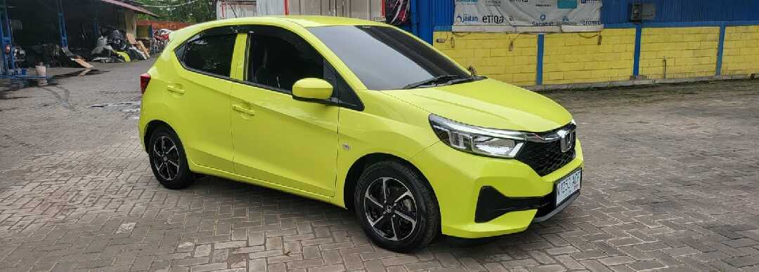 2023 Honda Brio 1.2 Satya E - Foto 1 dari 10