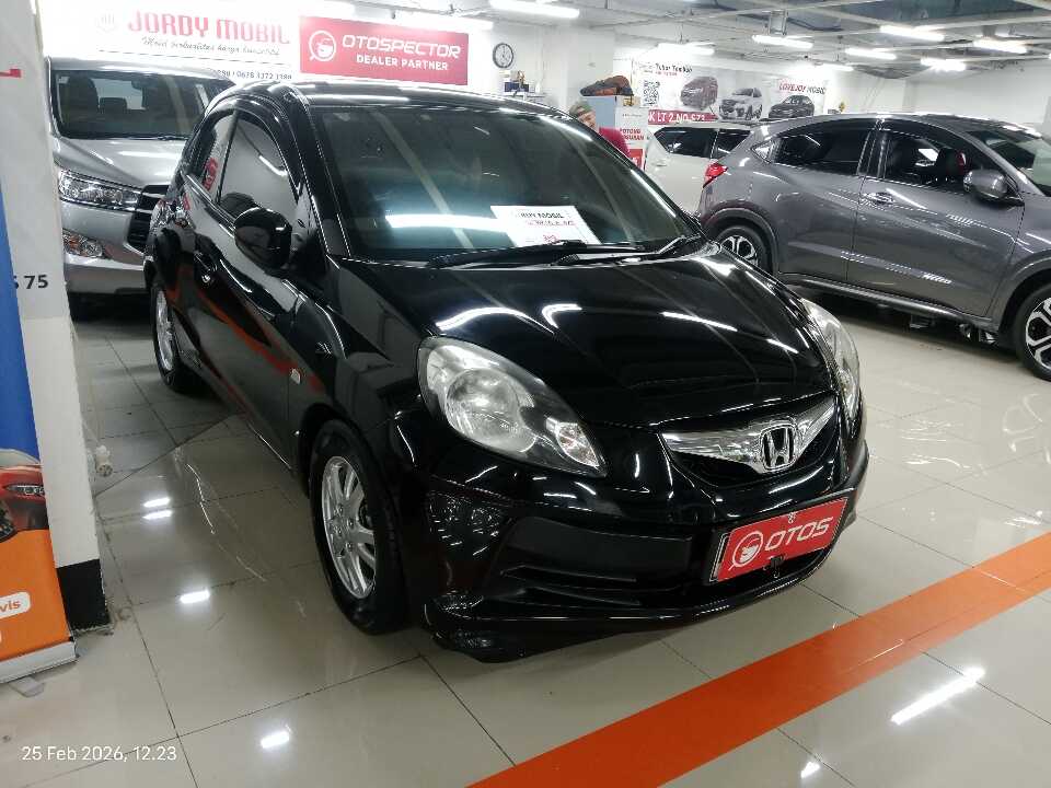 2013 Honda Brio 1.3 E - Foto 1 dari 6