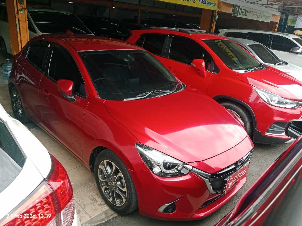2018 Mazda 2 1.5 R - Foto 1 dari 6