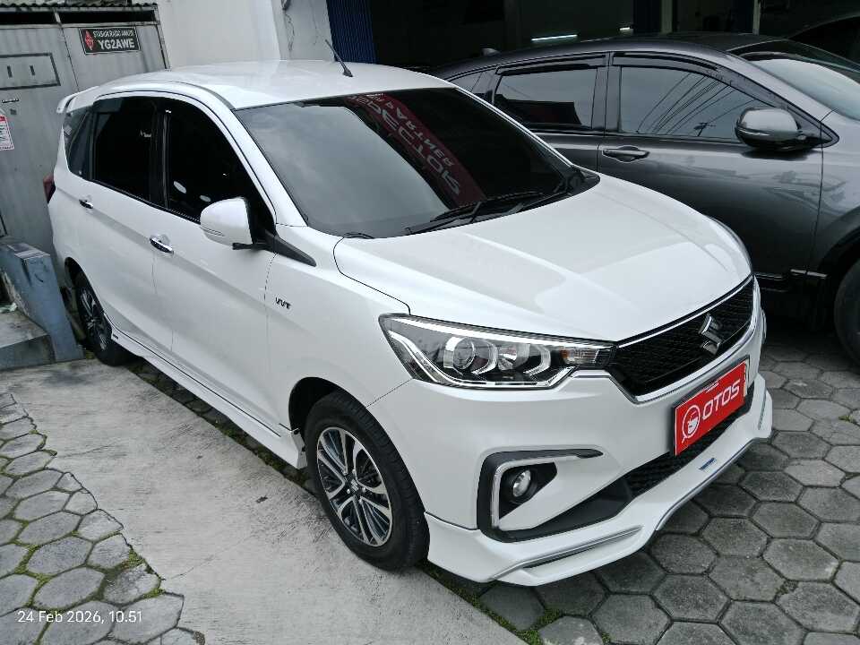 2023 Suzuki Ertiga 1.5 - Foto 1 dari 6