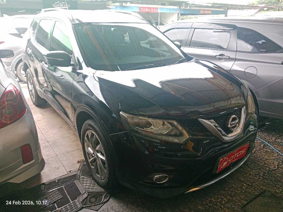 2016 Nissan X-Trail 2.5 - Foto 1 dari 6