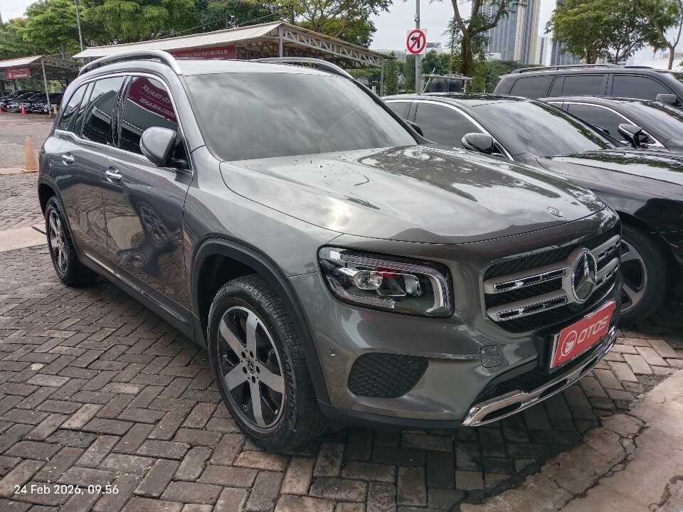 2022 Mercedes-Benz GLB200 1.3 Progressive Line Wagon - Foto 1 dari 6