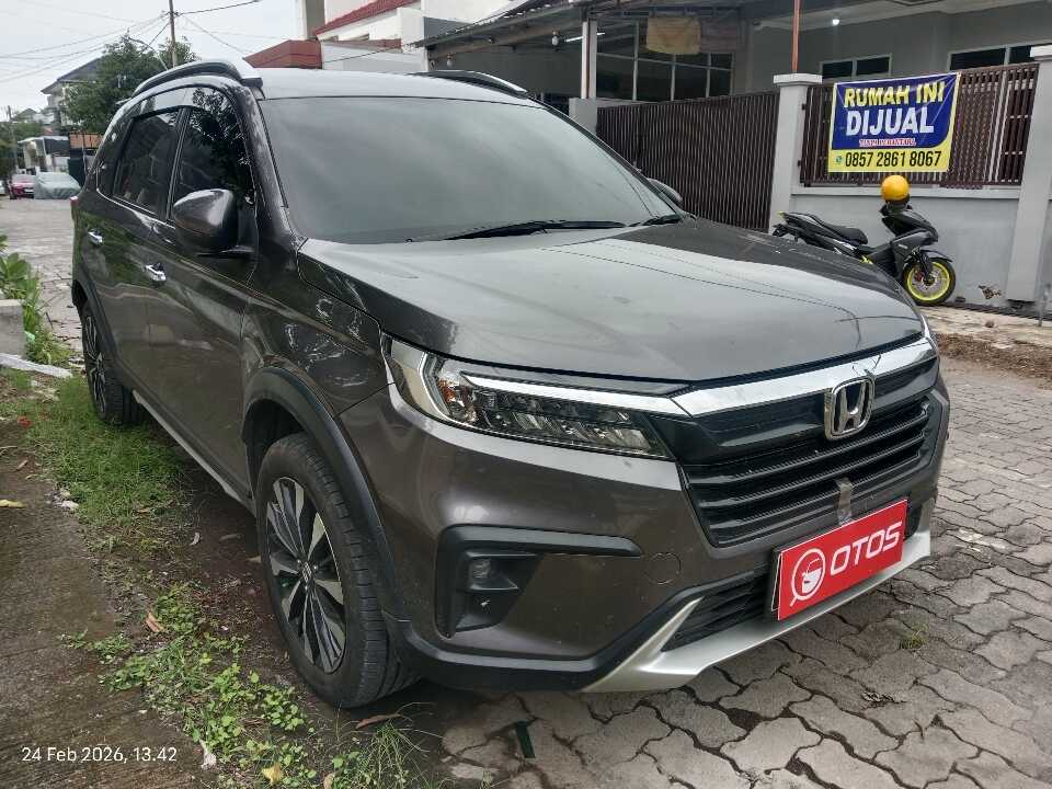 2022 Honda BR-V 1.5 E Prestige - Foto 1 dari 6