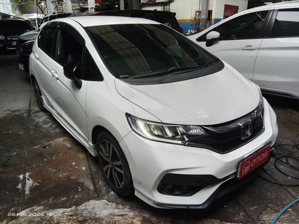 2017 Honda Jazz 1.5 RS - Foto 1 dari 6