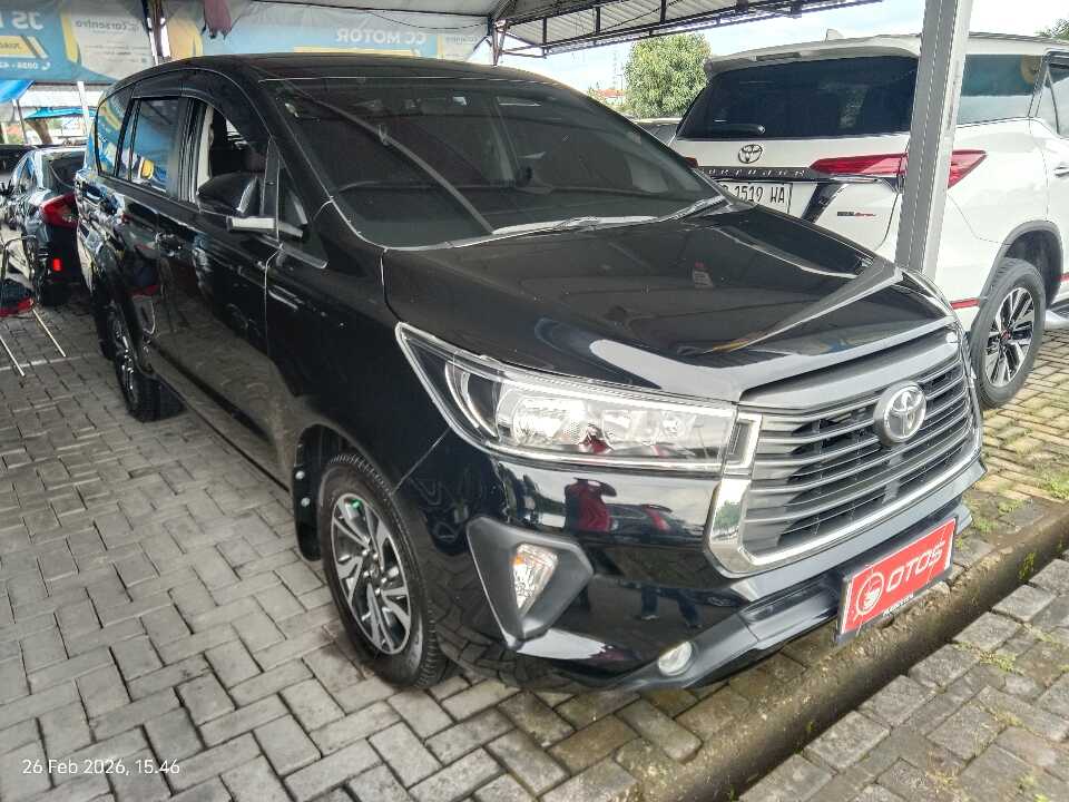 2024 Toyota Kijang Innova 2.4 G - Foto 1 dari 6