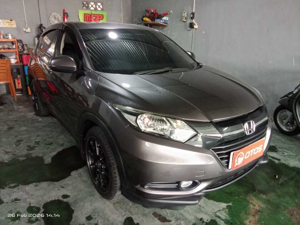 2017 Honda HR-V 1.5 E - Foto 1 dari 6