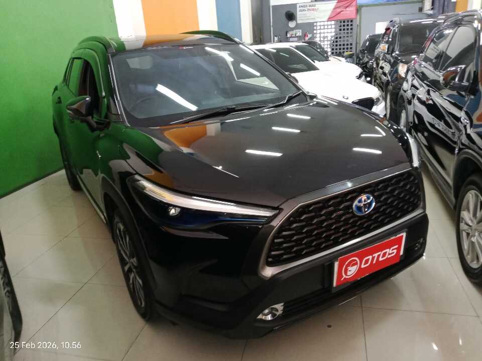 2022 Toyota Corolla Cross 1.8 Hybrid - Foto 1 dari 6