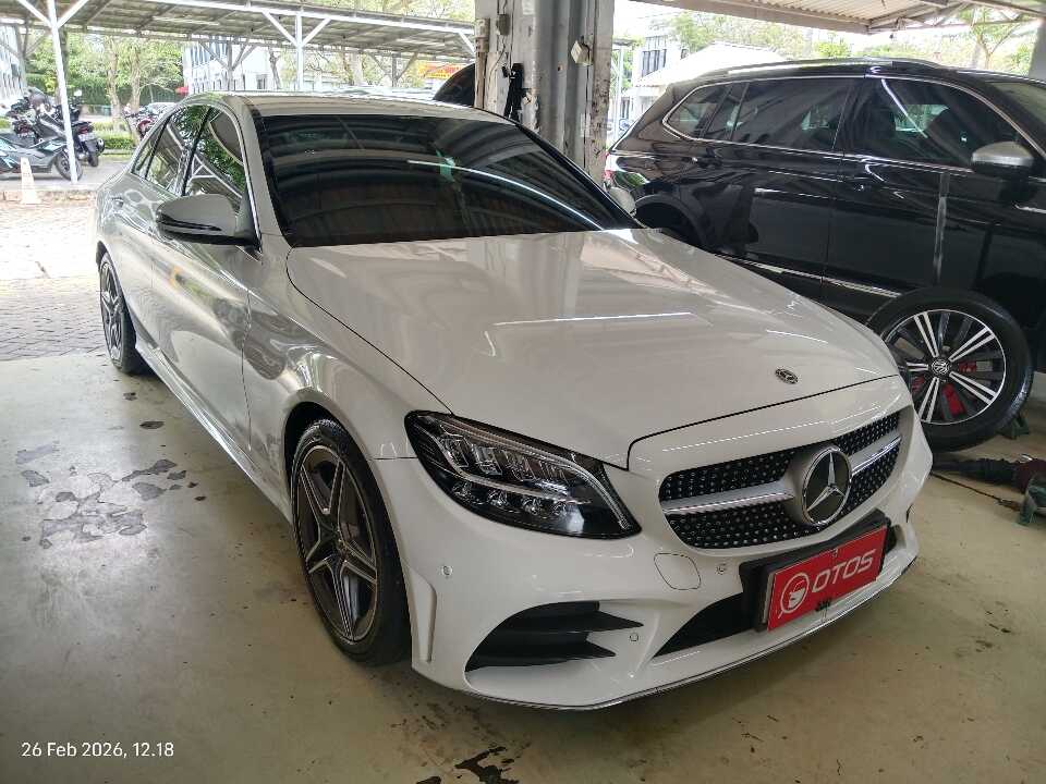 2021 Mercedes-Benz C200 2.0 W205 - Foto 1 dari 6