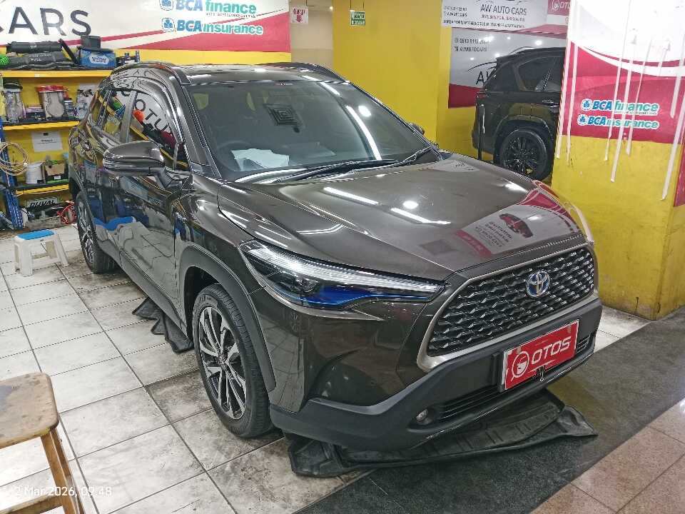 2020 Toyota Corolla Cross 1.8 Hybrid - Foto 1 dari 6
