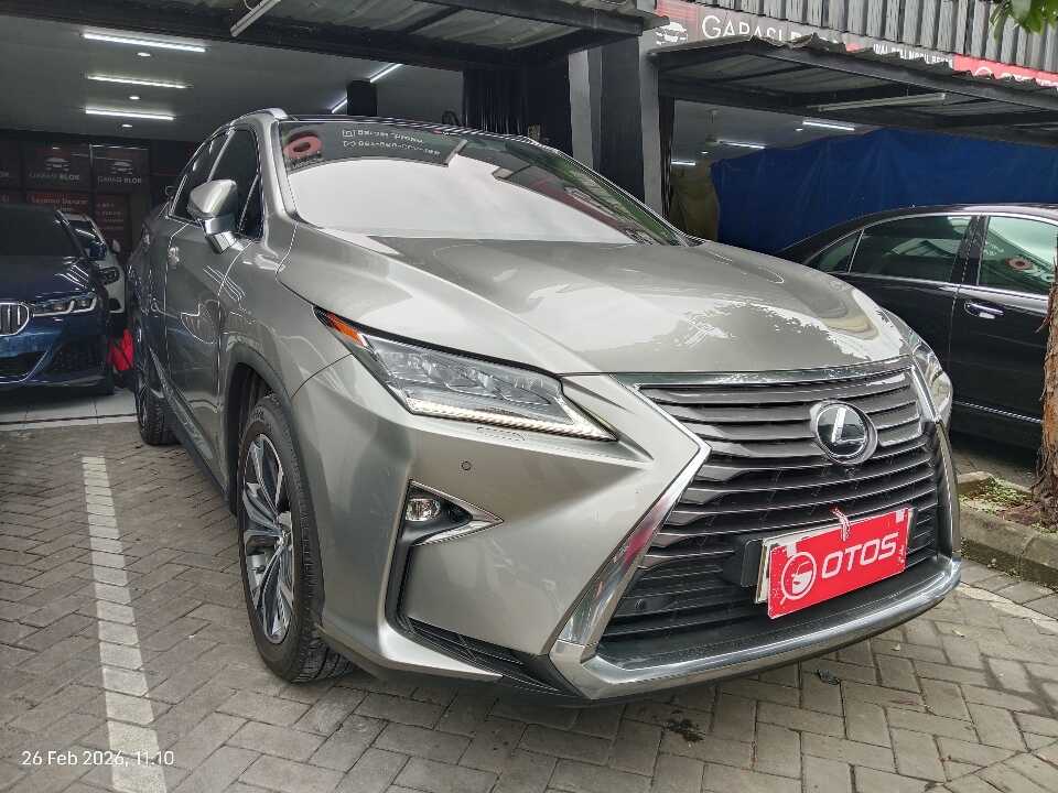 2018 Lexus RX 300 2.0 Luxury - Foto 1 dari 6