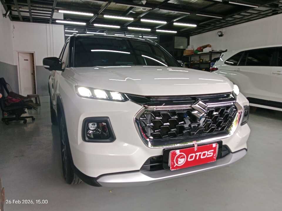 2023 Suzuki Grand Vitara 1.5 GX Hybrid - Foto 1 dari 6