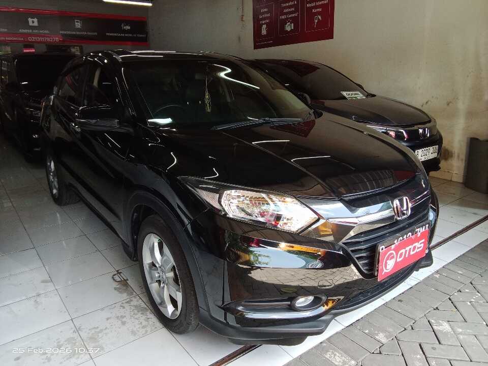 2015 Honda HR-V 1.5 E - Foto 1 dari 6