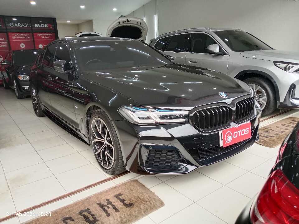 2021 BMW 520i 2.0
