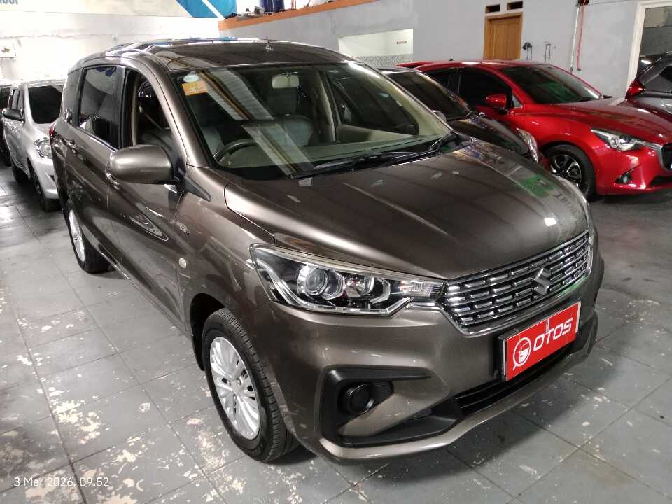 2018 Suzuki Ertiga 1.5 GL - Foto 1 dari 6