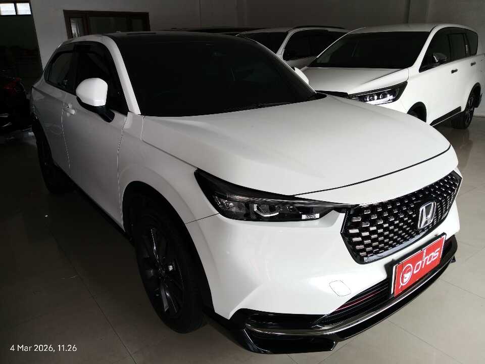 2022 Honda HR-V 1.5 Turbo RS - Foto 1 dari 6