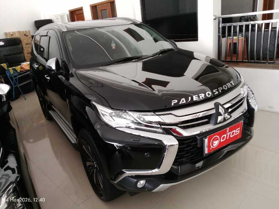 2018 Mitsubishi Pajero Sport 2.4 Dakar - Foto 1 dari 6