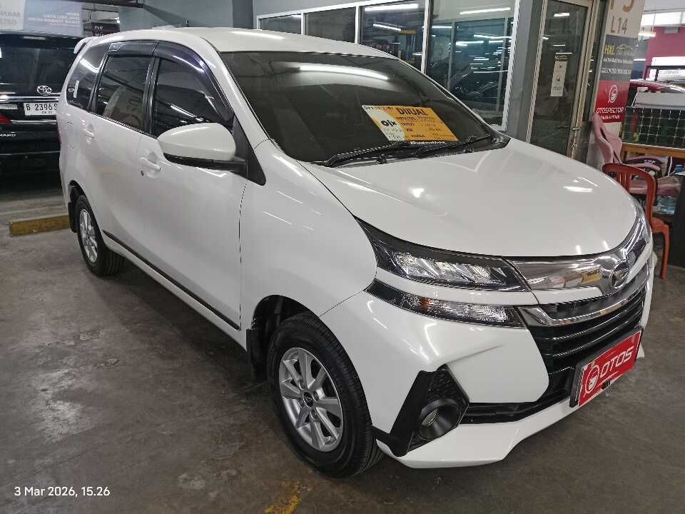 2019 Daihatsu Xenia 1.3 R - Foto 1 dari 10