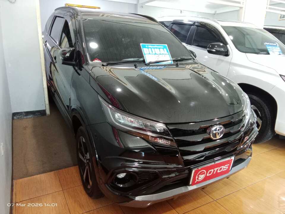2025 Toyota Rush 1.5 S GR Sport - Foto 1 dari 6