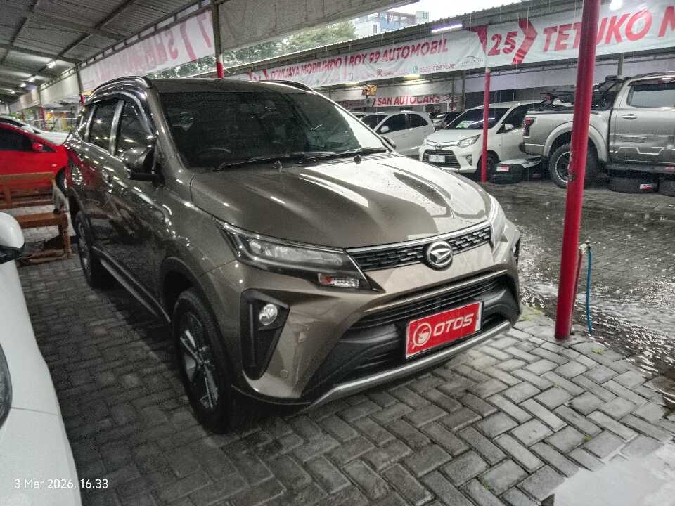 2023 Daihatsu Terios 1.5 R - Foto 1 dari 6